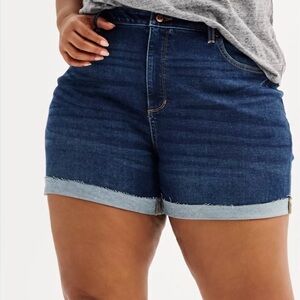 Sonoma jean shorts size 24W
Dark blue denim